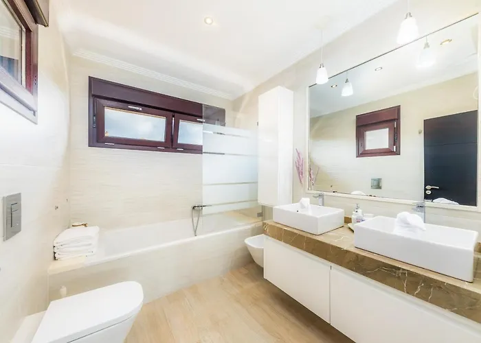 Casa Bon Sol Villa *