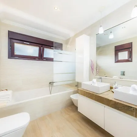 Casa Bon Sol Villa *